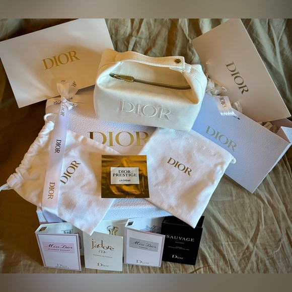 Dior-Bridal Pouch & Fragrance Bundle - Picture 2 of 10
